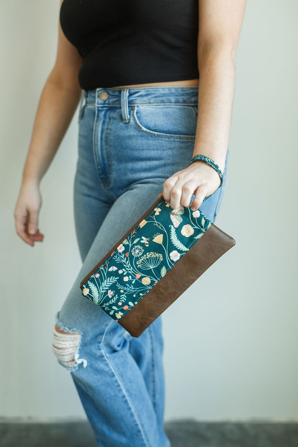 Green forest/nature wristlet