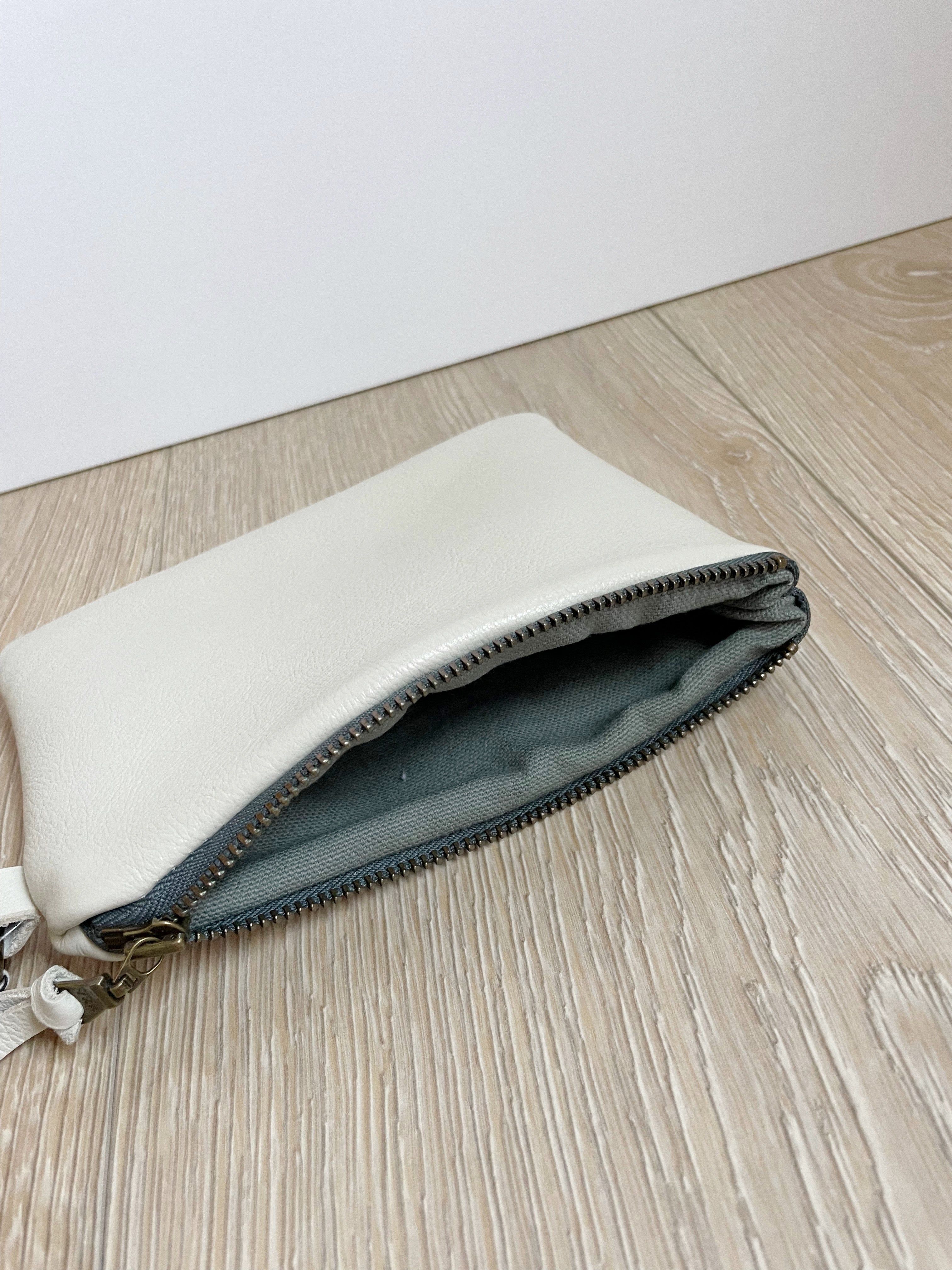 White leather pouch outlet bag